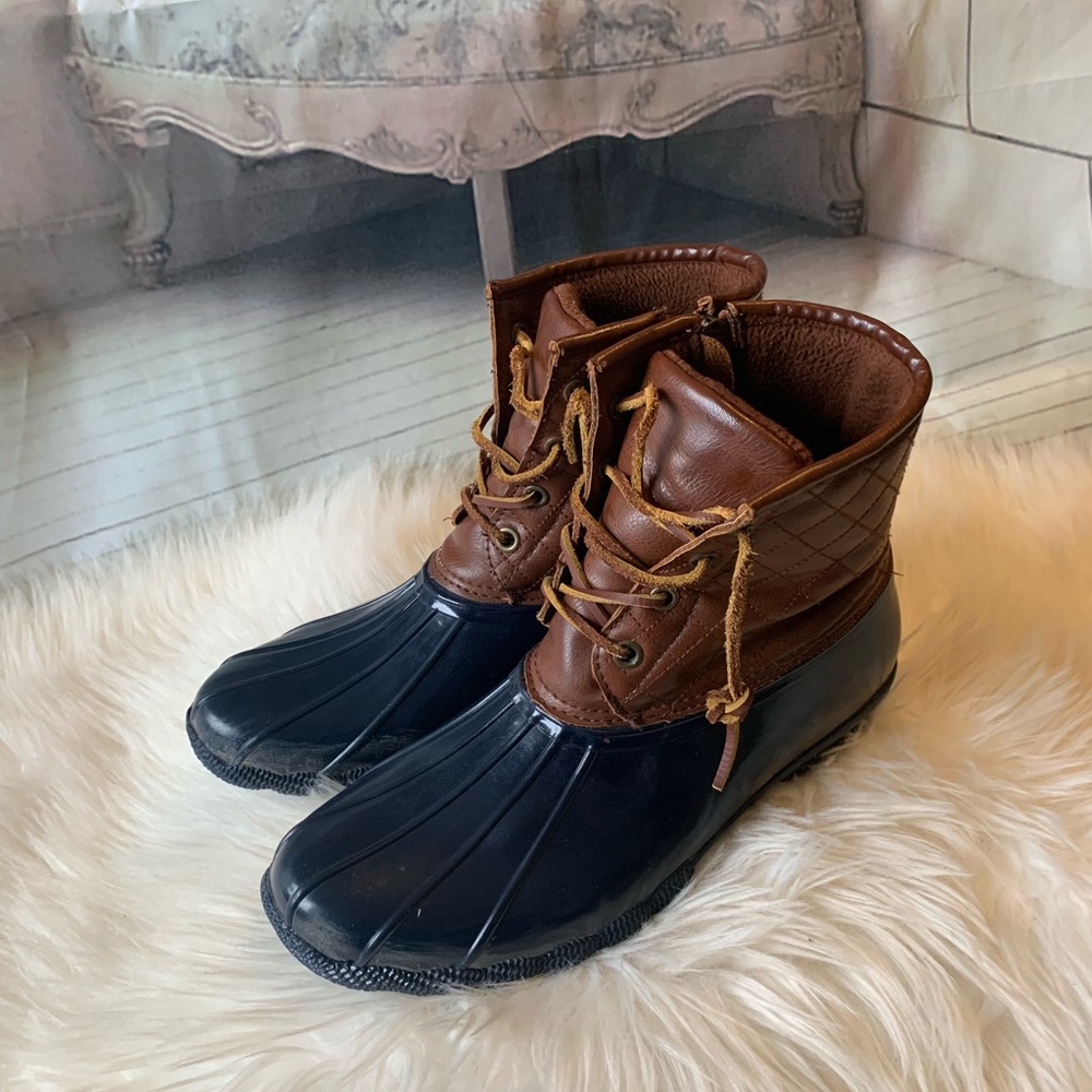 Steve Madden Tillis Duck Booties